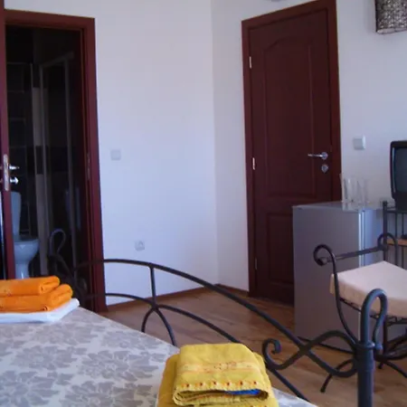 Family Bellehouse 3* Chernomorets