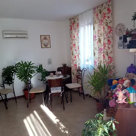 Family Bellehouse Tchernomorets