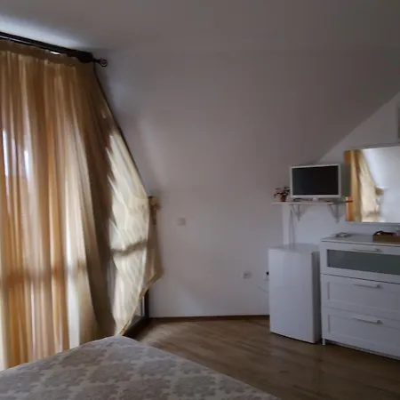 Family Bellehouse 3* Tchernomorets
